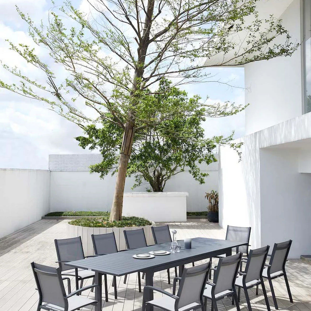 10-Seater Aluminium Outdoor Dining Set with Textilene Chairs – Charcoal
