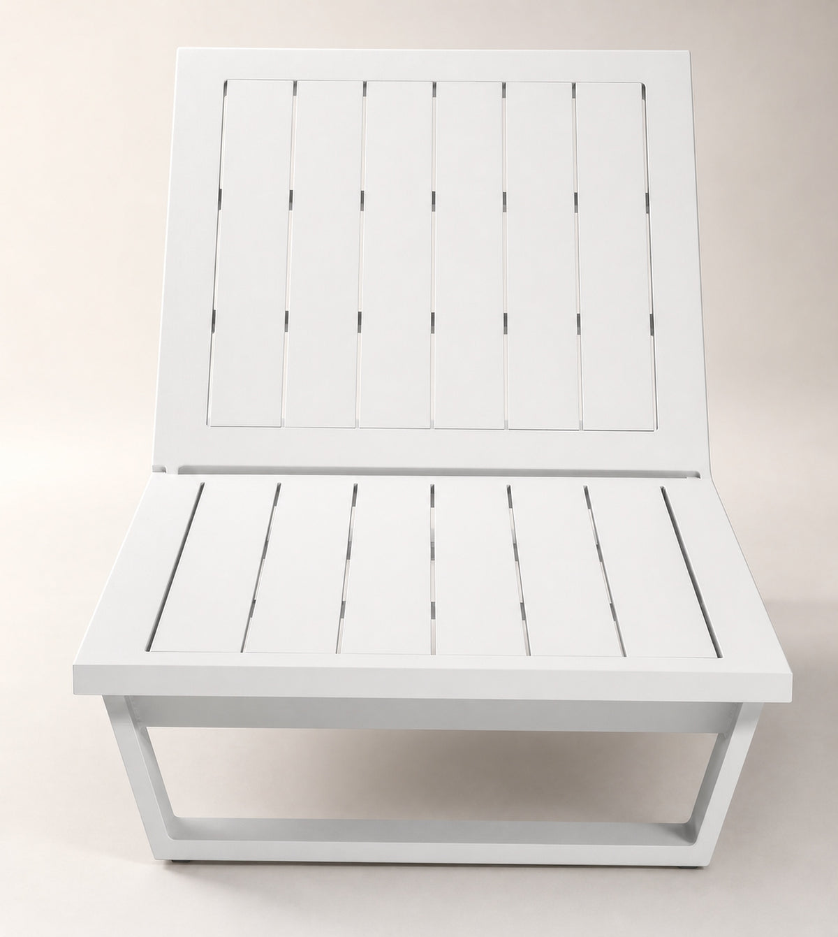 Aluminium Outdoor Sun Lounger with Cushion – White