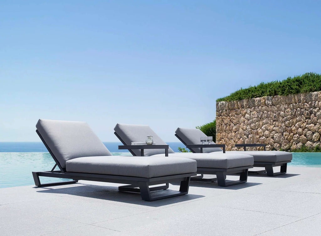 Aluminium Outdoor Sun Lounger with Cushion – Charcoal