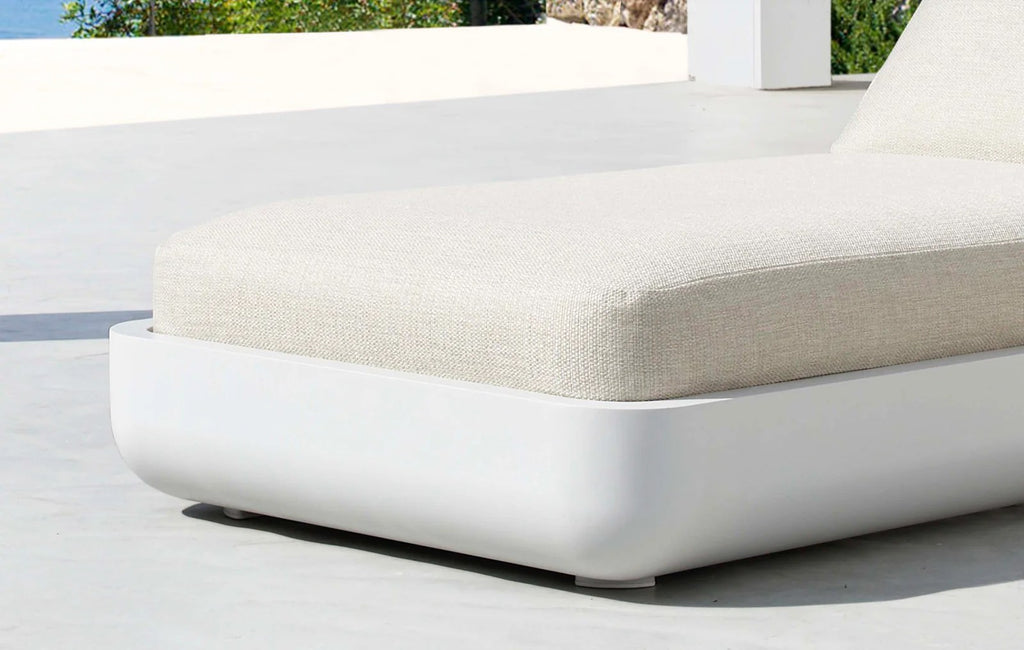 Adjustable Aluminium Outdoor Sun Lounger with Cushion – White