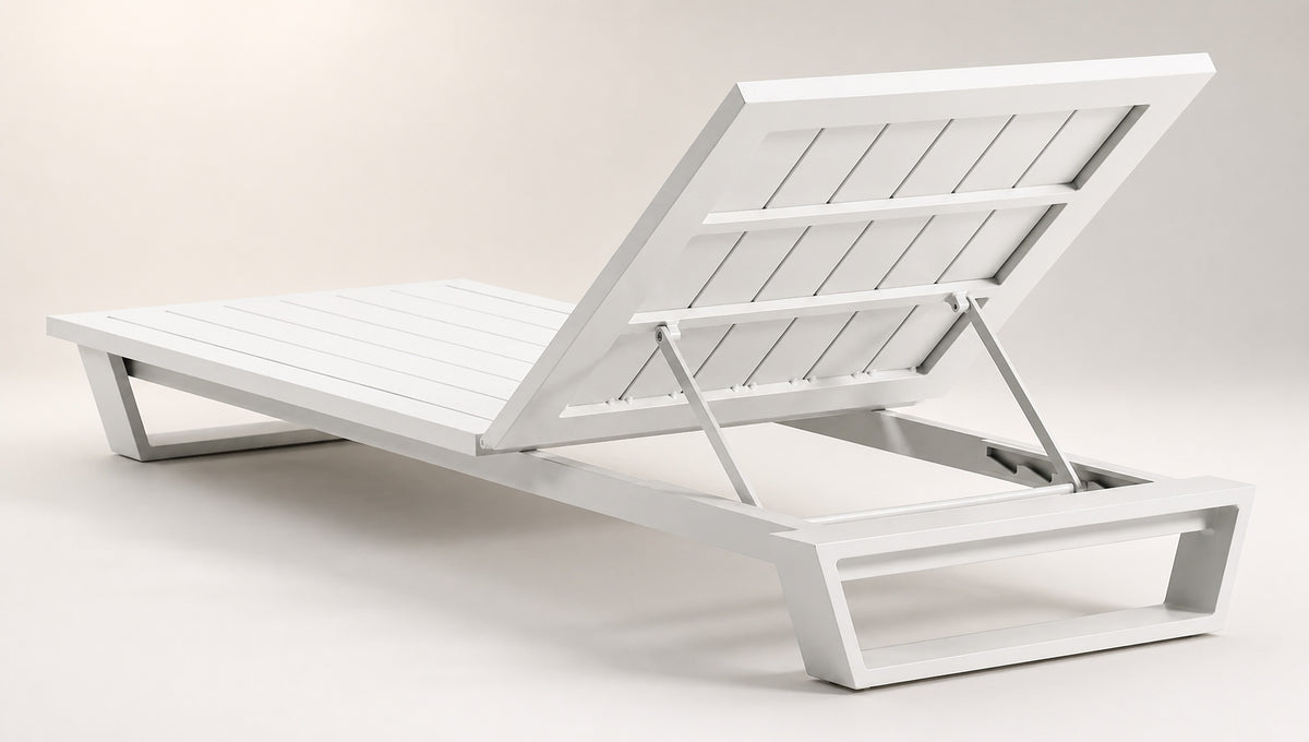 Aluminium Outdoor Sun Lounger with Cushion – White