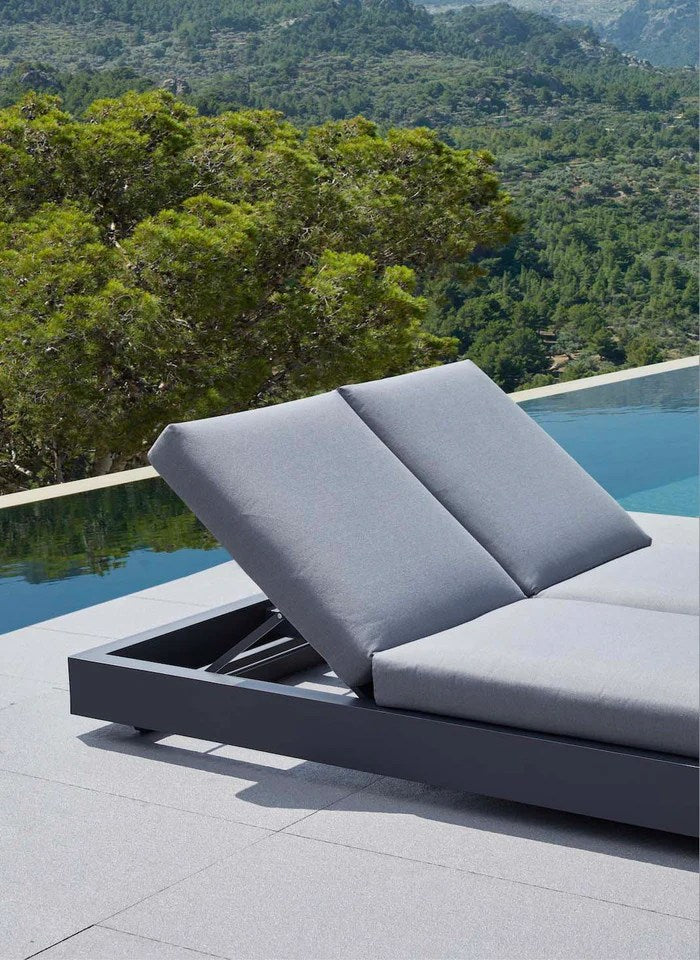 Double Aluminium Outdoor Sun Lounger with Cushion – Black