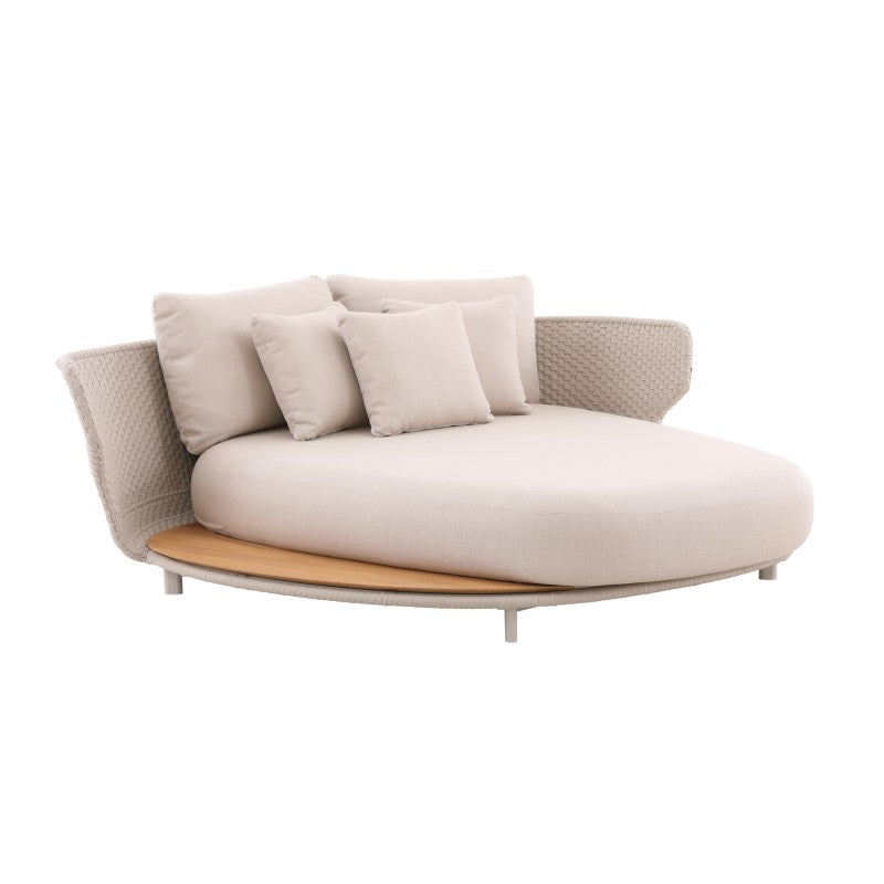 Close-up of the ALMA round outdoor daybed wood platform and woven rope detail